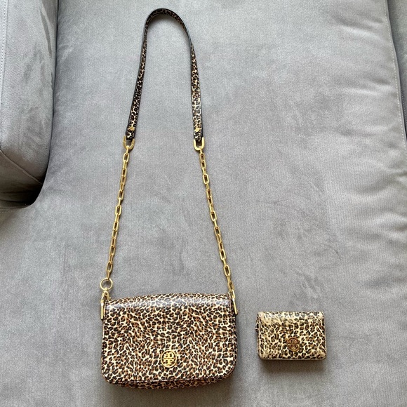 Tory Burch Handbags - Tory Burch Leopard Matching Chain Purse & Wallet